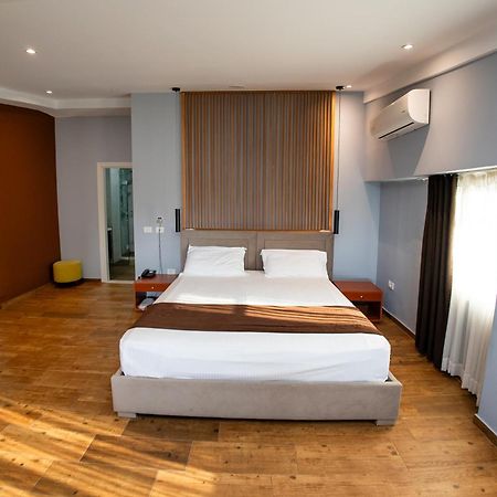Olivar Hotel Tirana Selita e Vogel Екстер'єр фото
